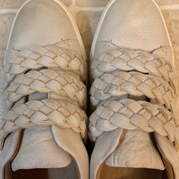 Frye Ivy Braid Strap - Picture 2 of 8